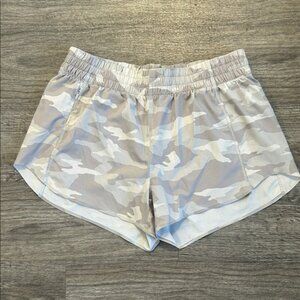 Athleta Hustle 3” Camouflage Athletic Shorts